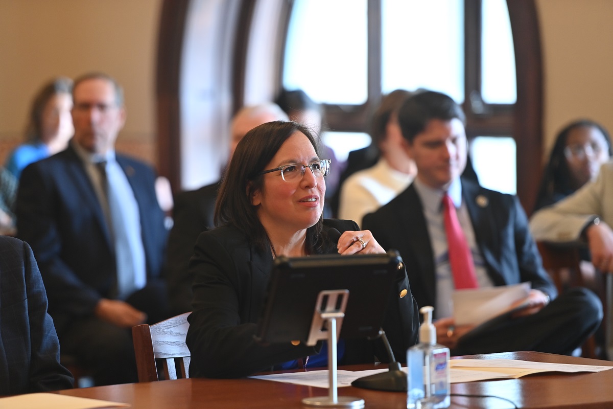 Senator Castro presents Senate Bill 2427 during a committee hearing.