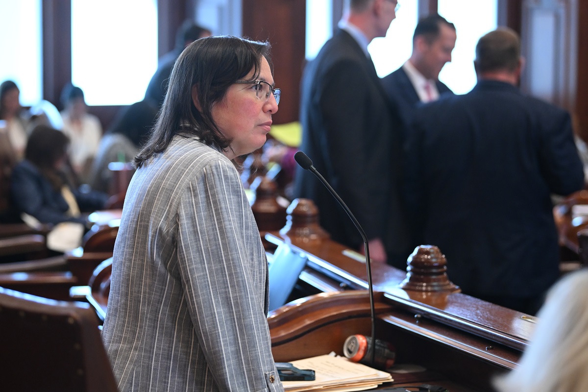 HB4472