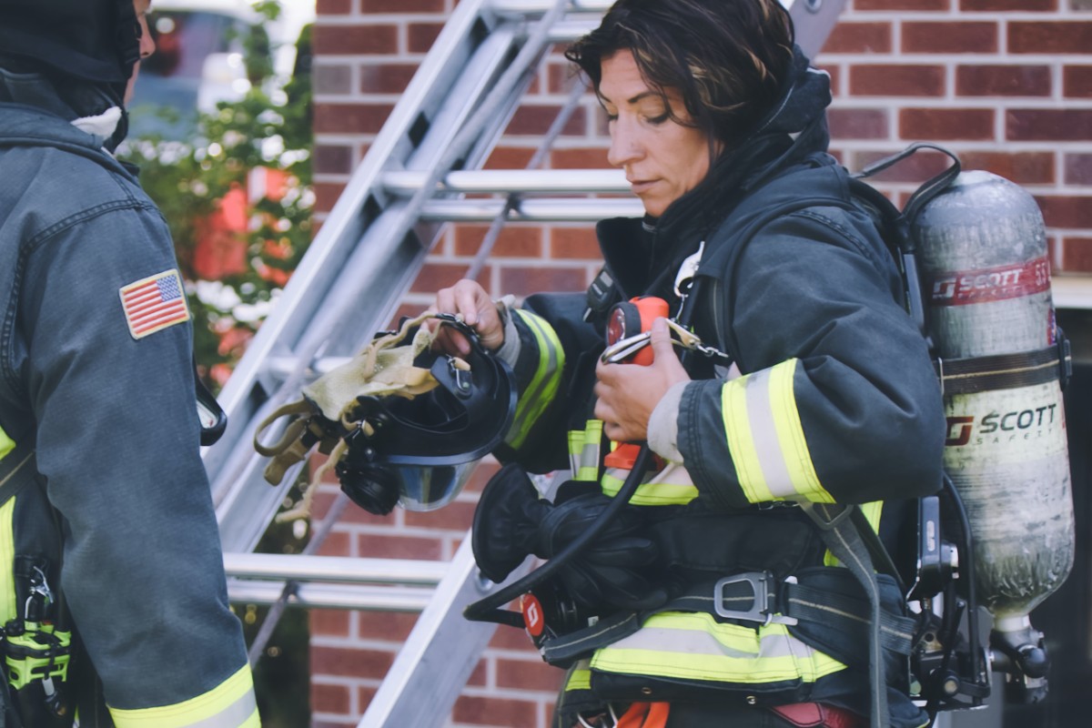 Senator Castro extends gratitude to first responders in Illinois